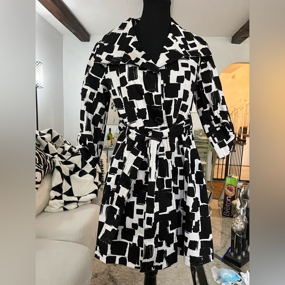 Grass collection black and white trench coat